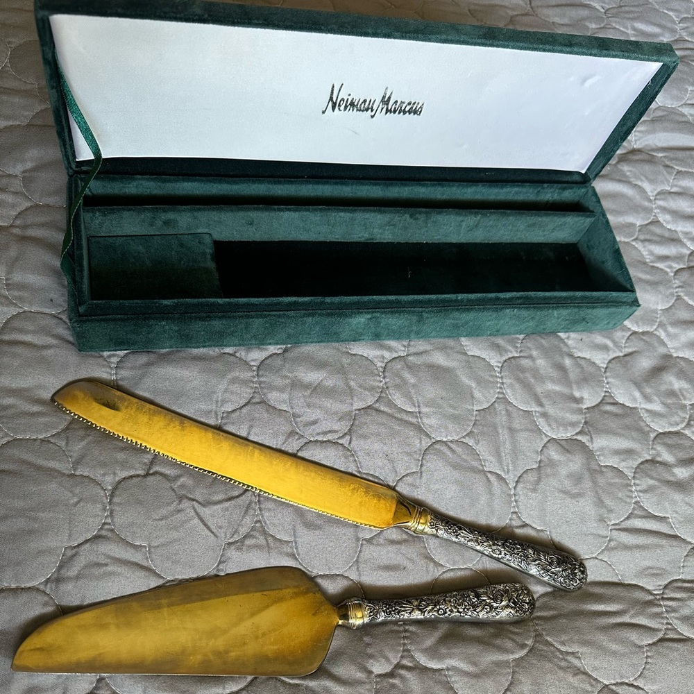 Neiman Marcus Gold and Silver Cake Serving Set Vintage EUC